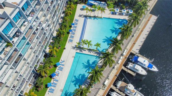 2950 NE 188TH ST #516, AVENTURA, FL 33180