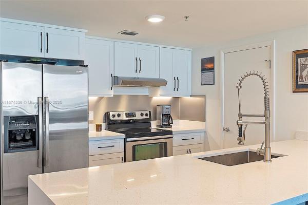 METROPOLIS II AT DADELAND