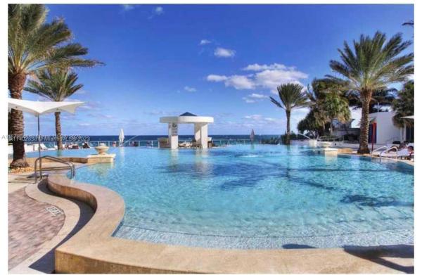 3101 S OCEAN DR #1406, HOLLYWOOD, FL 33019