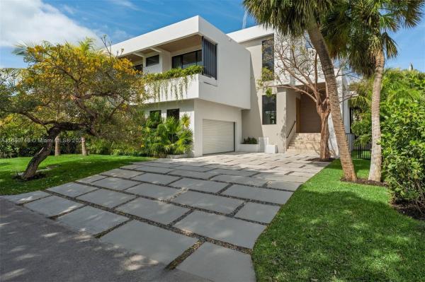 BISCAYNE KEY ESTATES