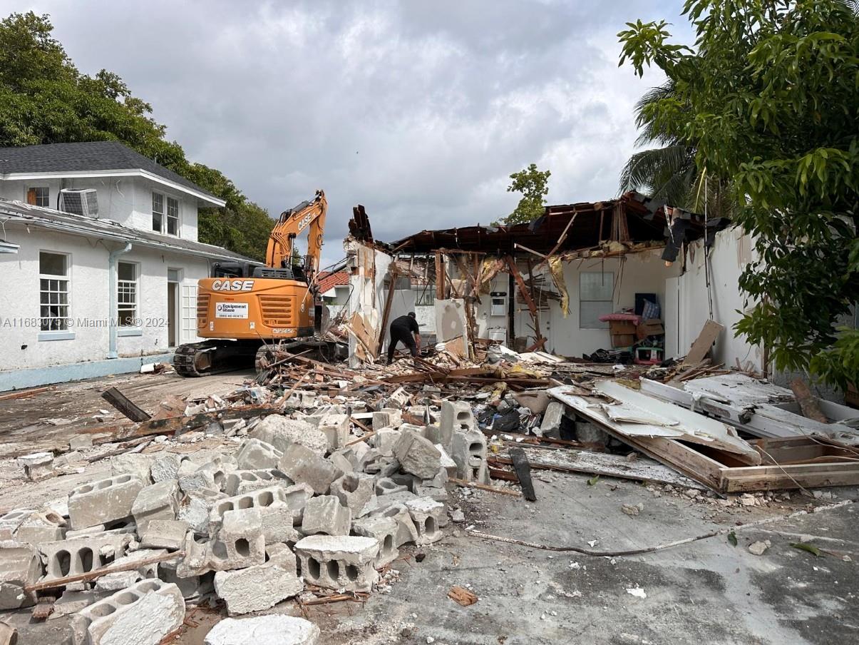 ROSWELL GREENS - фото