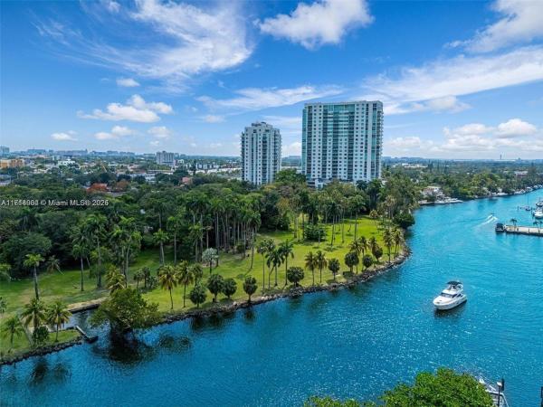 TERRAZAS RIVERPARK VILLAG