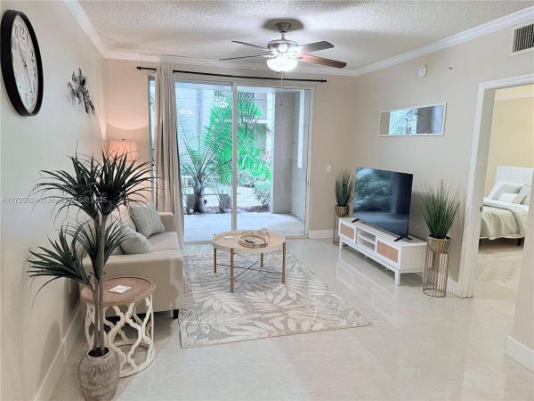 17150 N BAY RD #2102, SUNNY ISLES BEACH, FL 33160