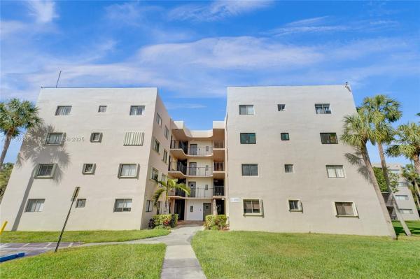 HORIZONS CONDOMINIUM