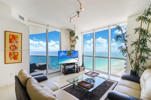 18201 COLLINS AVE #4209A, SUNNY ISLES BEACH, FL 33160