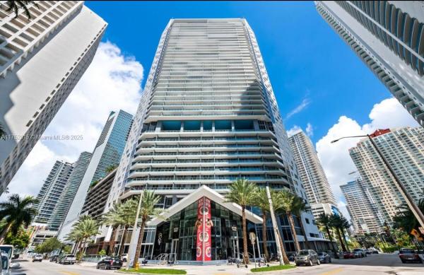 BRICKELL HOUSE CONDO