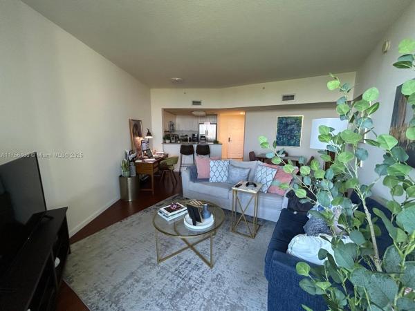 19501 W COUNTRY CLUB DR #1001, AVENTURA, FL 33180