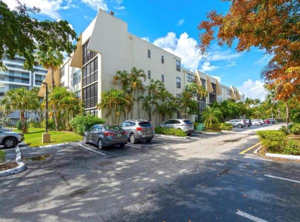 VILLA DORADA CONDO NO 2