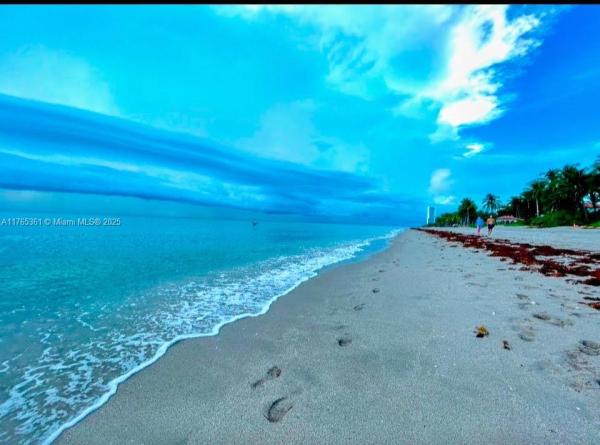 2030 S OCEAN DR #327, HALLANDALE BEACH, FL 33009