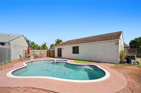 UNIVERSITY PARK PARCELS 1