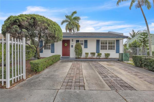 ROYALE GREEN TOWNHOUSE S