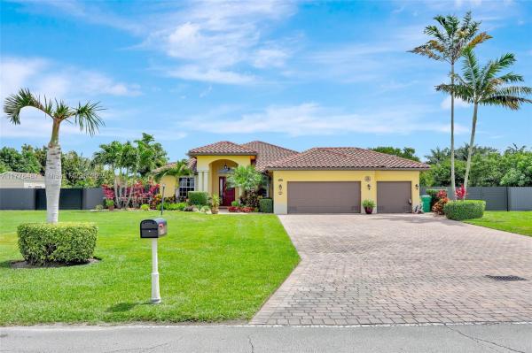 BONITA GRAND ESTATES SOUT