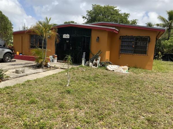 LAUDERDALE MANORS REV RES