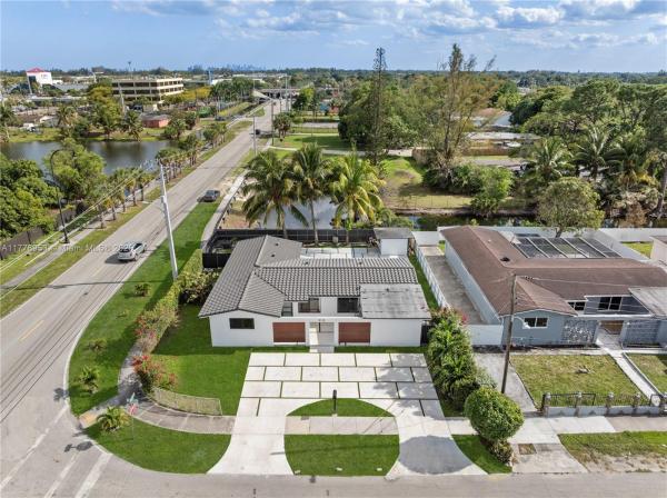 SUNNY LAKE ESTS 1ST ADDN