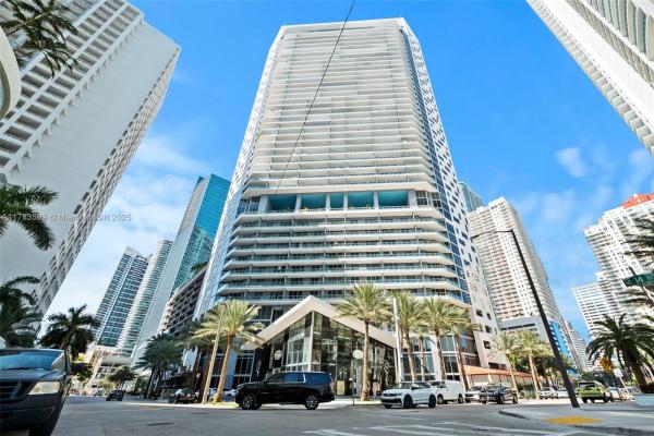 BRICKELLHOUSE CONDO