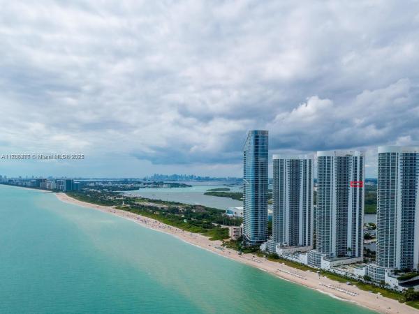 15901 COLLINS AVE #3004, SUNNY ISLES BEACH, FL 33160