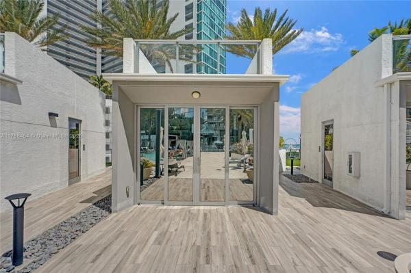 851 NE 1ST AVE CABANA #7, MIAMI, FL 33132