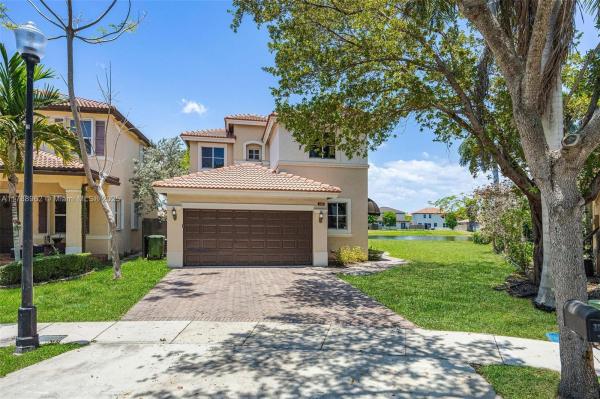VENTANAS AT HOMESTEAD