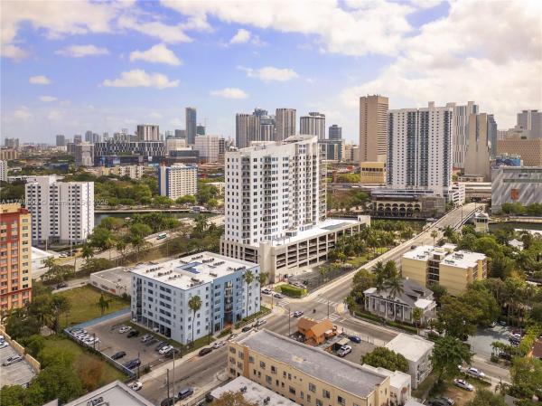 RIOPLAZA CONDOMINIUM NORT