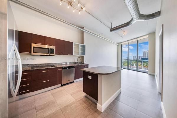 3029 NE 188TH ST #816, AVENTURA, FL 33180