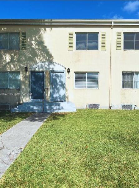 SUNSET PALM VILLAS CONDO