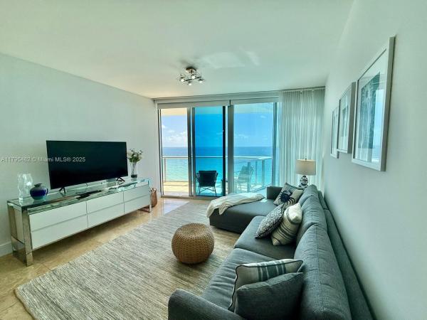 17001 COLLINS AVE #1903, SUNNY ISLES BEACH, FL 33160