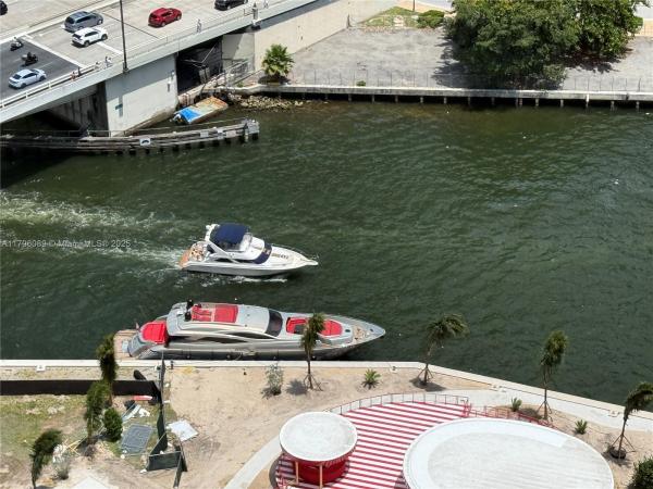 90 SW 3RD ST #3501, MIAMI, FL 33130