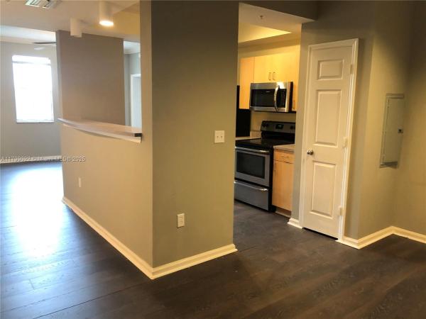 SOLE AT FORT LAUDERDALE C