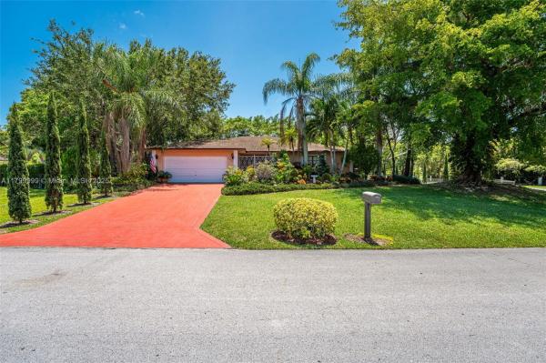 PINEWOOD ESTS 3RD ADDN