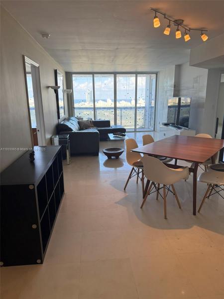 SUNSET HARBOUR NORTH CONDO