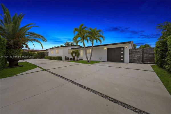 PALM SPRINGS NORTH SEC S