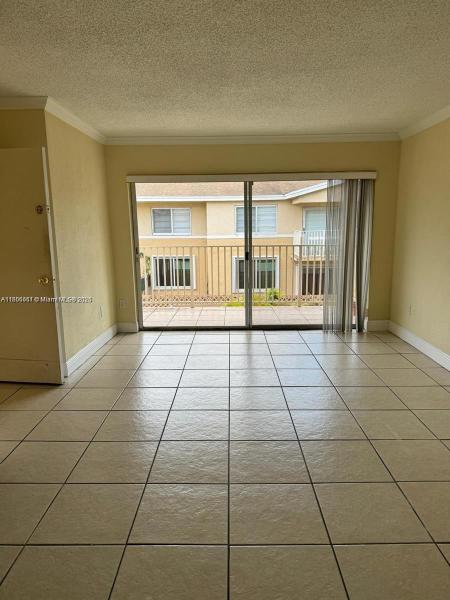 DORAL GARDENS CONDO