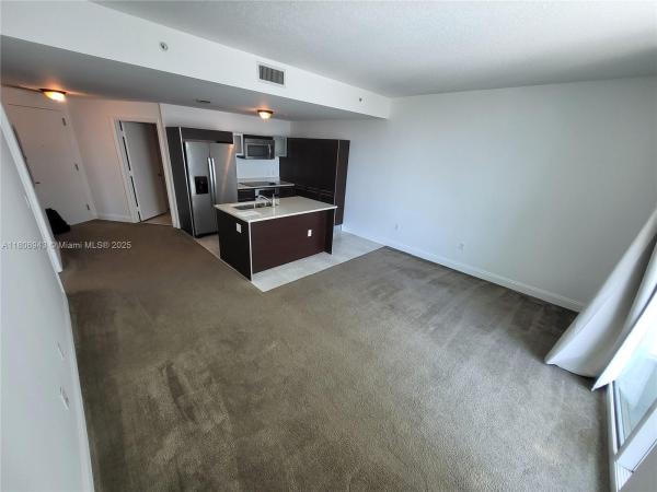 QUANTUM ON THE BAY CONDO