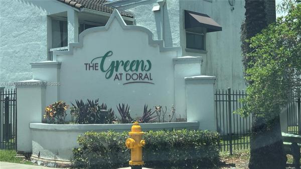 THE GREENS AT DORAL CONDO