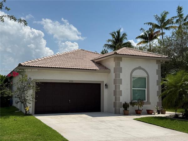 HEFTLER HOMES AT PEMBROKE