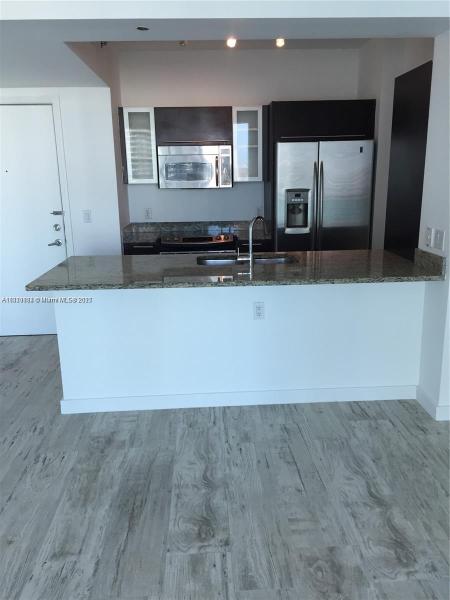 THE PLAZA 901 BRICKELL CO