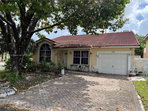 JASMINE AT THE HAMMOCKS 1
