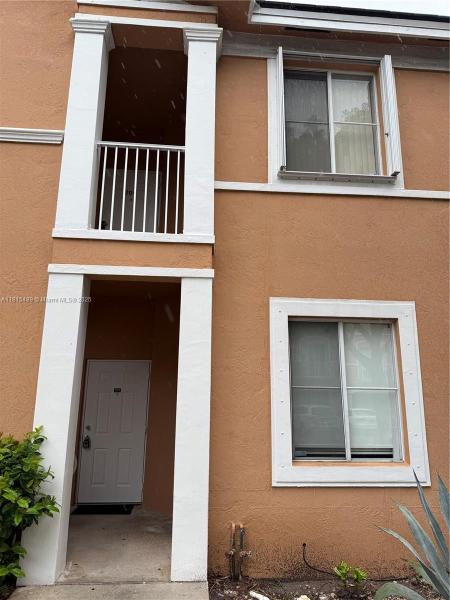 SHOMA HOMES AT COUNTRY CL