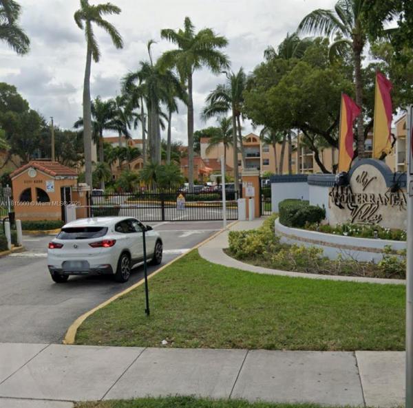 MEDITERRANEAN VILLAS COND