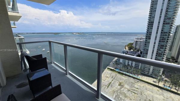 THE MARK ON BRICKELL COND