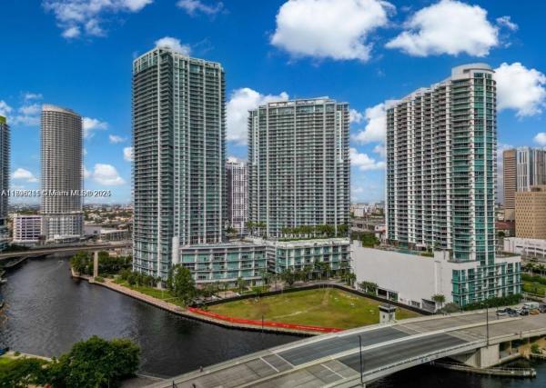 90 SW 3RD ST #4210, MIAMI, FL 33130