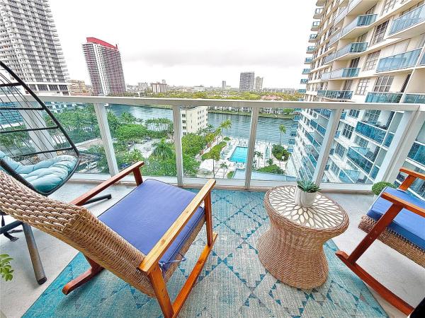 3800 S OCEAN DR #1011, HOLLYWOOD, FL 33019