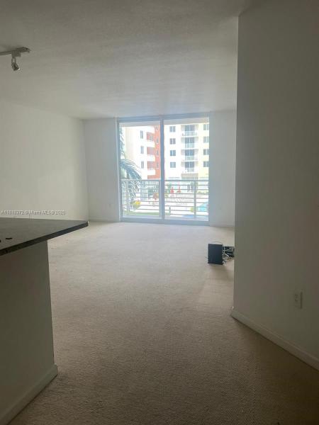 2775 NE 187TH ST #219, AVENTURA, FL 33180