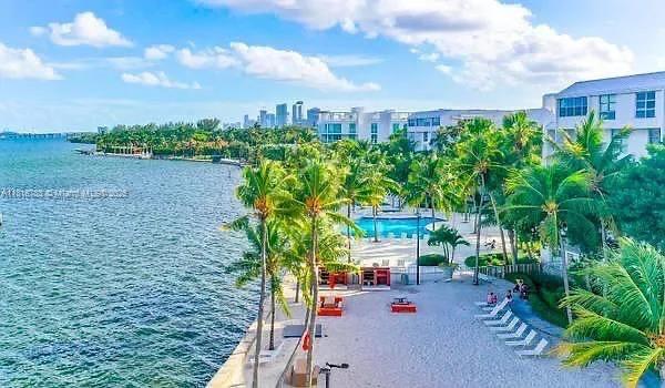 NIRVANA CONDO NO ONE COND