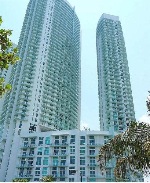 QUANTUM ON THE BAY CONDO