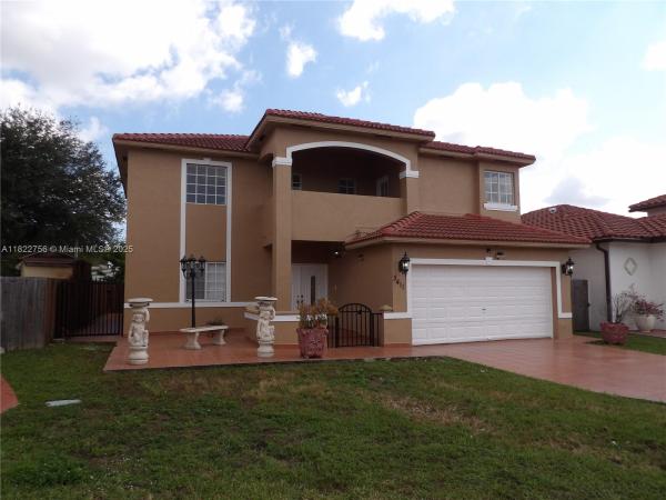 PELICANS POINT A T MILLER