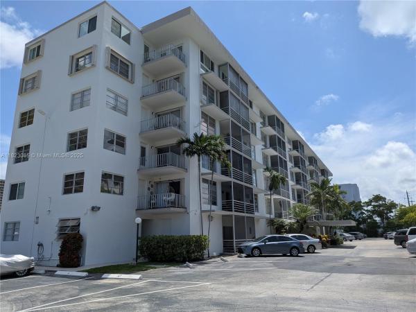 BAHIA VISTA CONDO