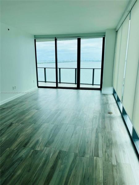 460 NE 28TH ST #1408, MIAMI, FL 33137