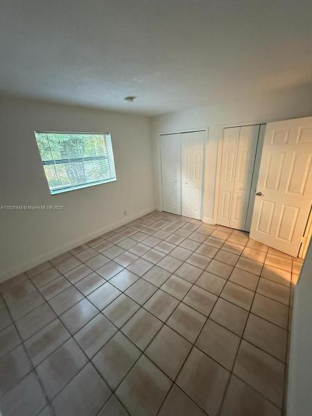 HAMPSHIRE VILLAS CONDO