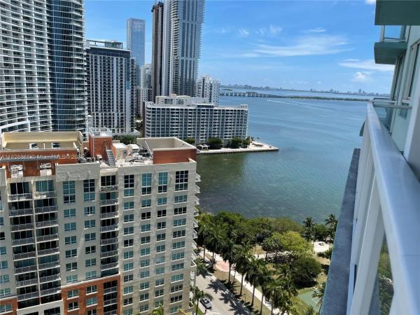 QUANTUM ON THE BAY CONDO